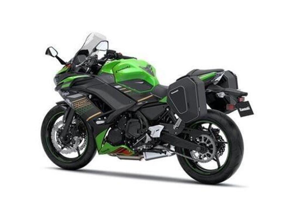 Kawasaki Ninja 650 Tourer KRT (2020) (2)