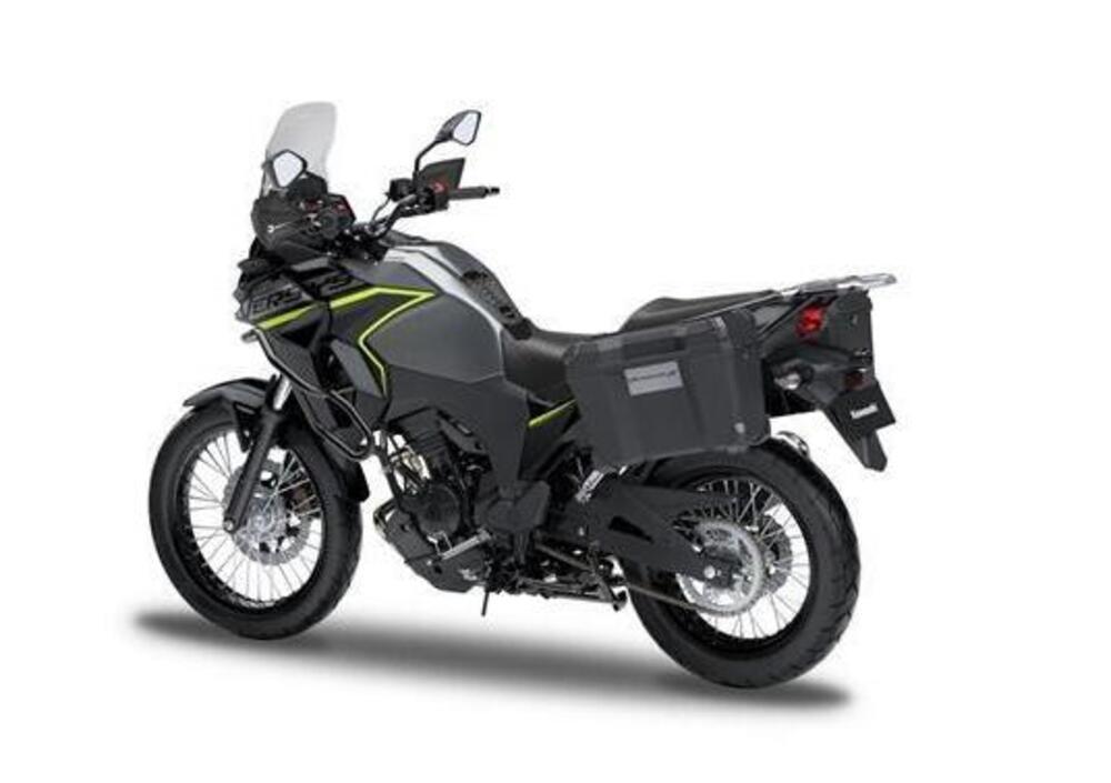 Kawasaki Versys-X 300 Adventure (2020) (2)