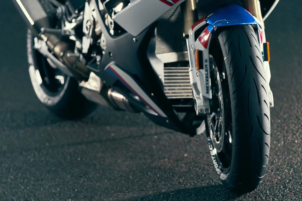 Metzeler Sportec M9RR TEST. Dalla strada (non solo) per la strada (7)