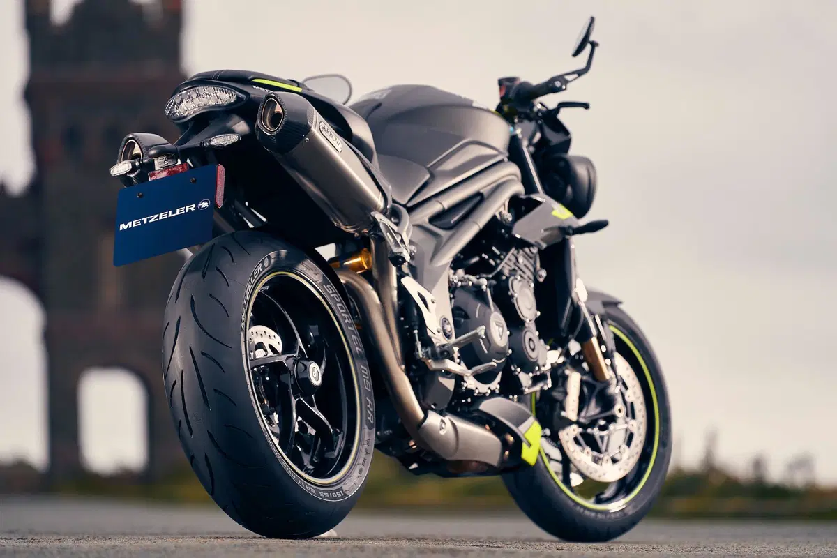 Metzeler Sportec M9RR TEST. Dalla strada (non solo) per la strada (8)