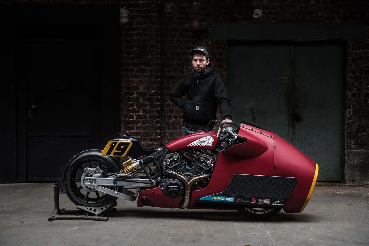 IndianxWorkhorse per le gare di accelerazione. Con Randy Mamola in sella (4)