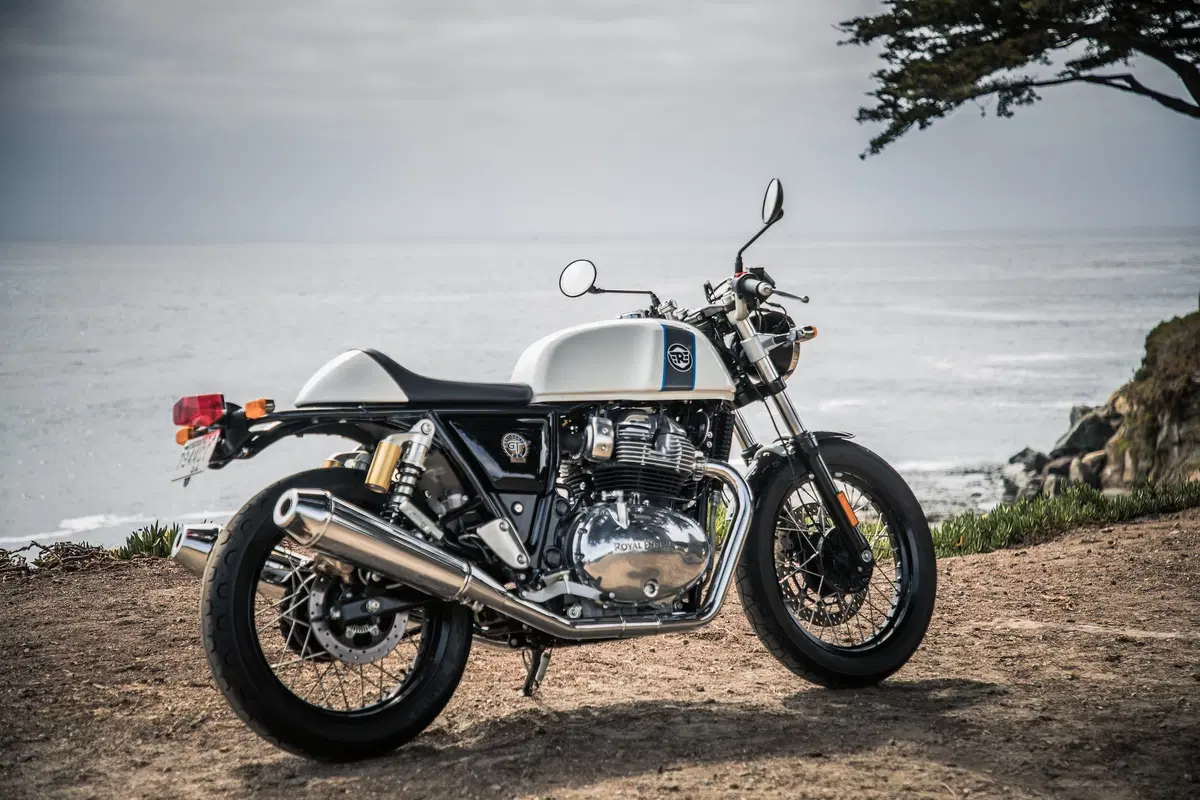 Royal Enfield Continental GT 650 e Interceptor (4)