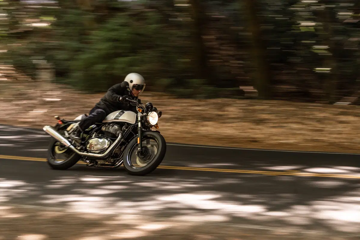 Royal Enfield Continental GT 650 e Interceptor (16)