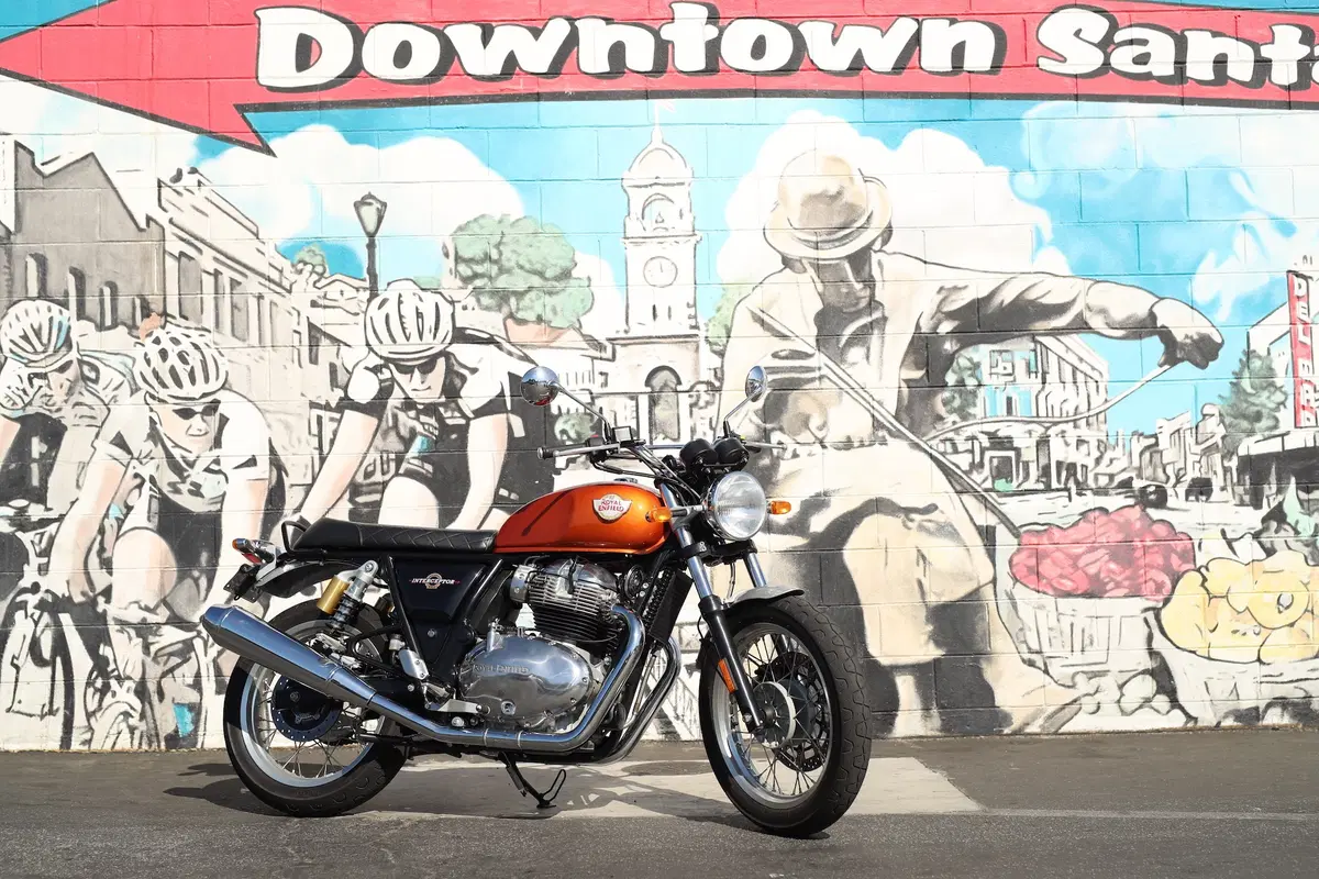 Royal Enfield Continental GT 650 e Interceptor (18)