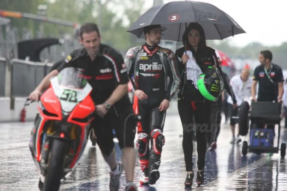 Superbike. Annullata per motivi di sicurezza gara uno a Monza (5)