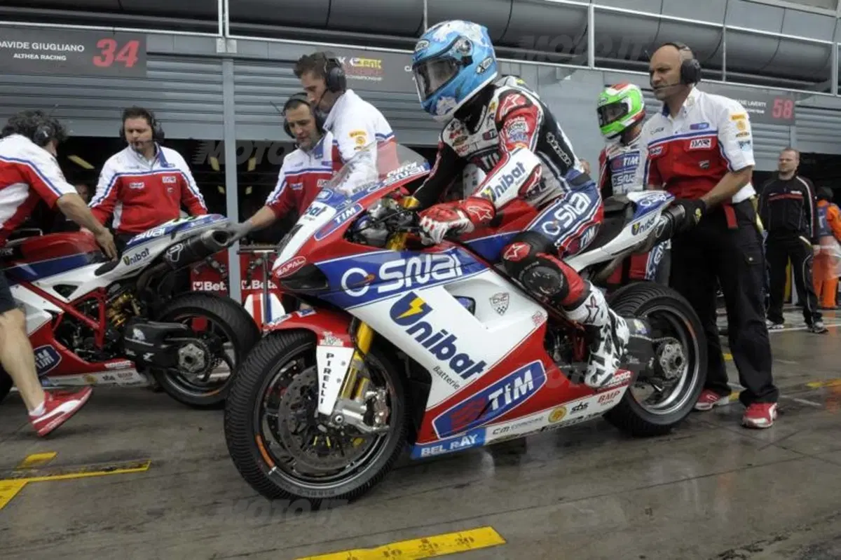 Superbike. Annullata per motivi di sicurezza gara uno a Monza (7)