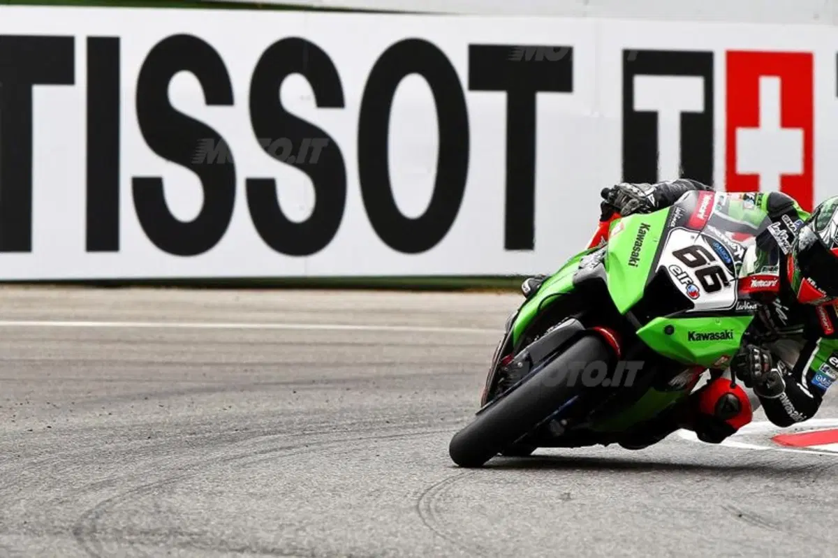 Superbike. Sykes vince la gara di Monza (5)