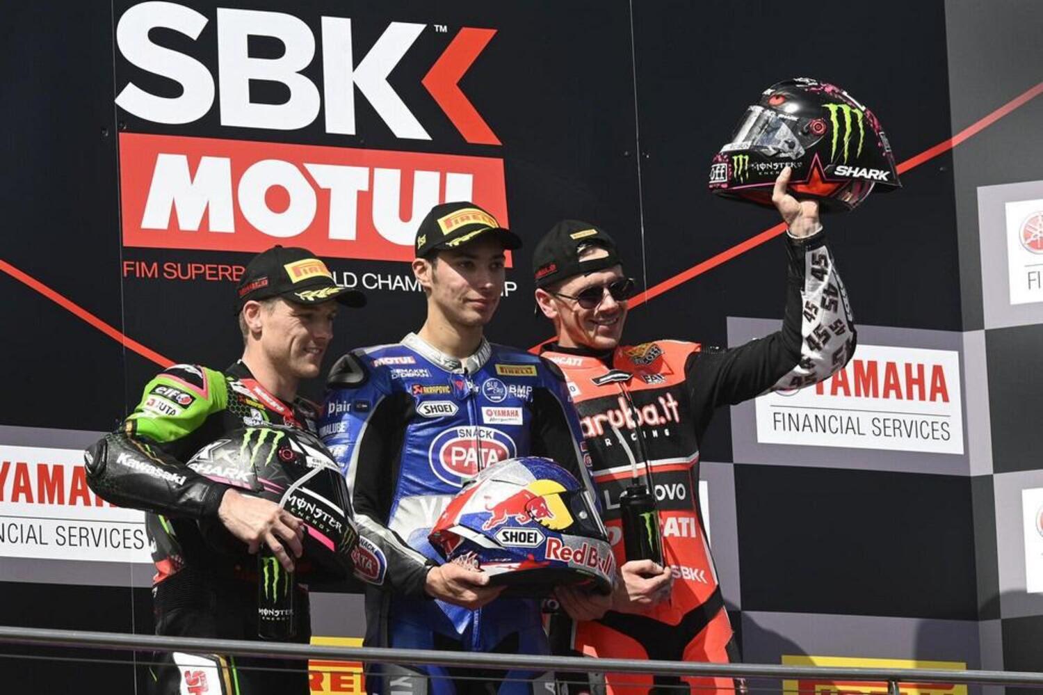 SBK 2020, Toprak Razgatlioglu vince un'entusiasmante gara1 a Phillip Island 