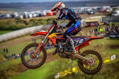 MX 2020. GP del Regno Unito. Jeffrey Herlings su Gajser e Cairoli (8)