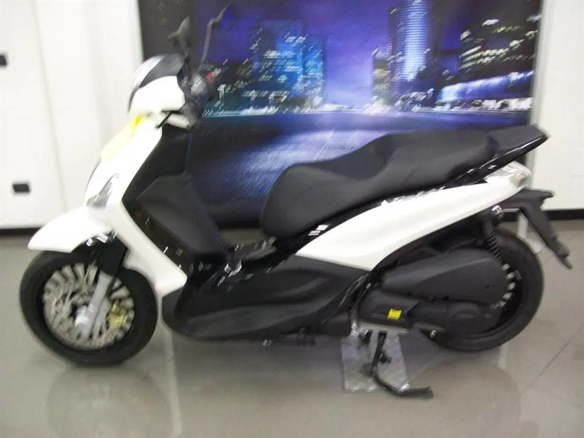 Piaggio Beverly 300 S i.e. (2015 - 16) (3)