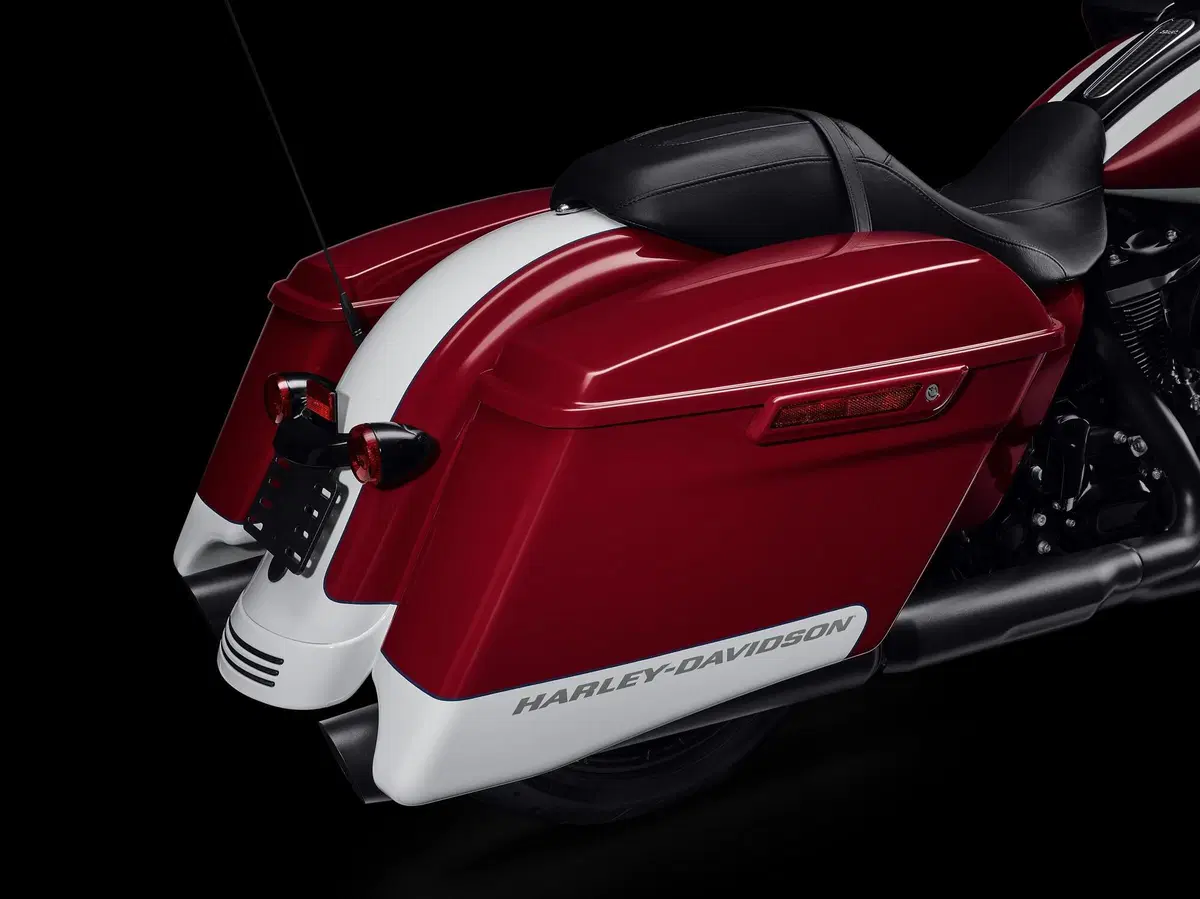 Harley Davidson Road Glide Special, nuove colorazioni 2020 (13)