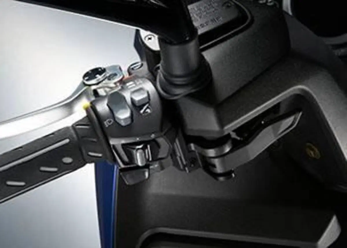 Kymco Xciting 400i S TCS (2021 - 24) (6)