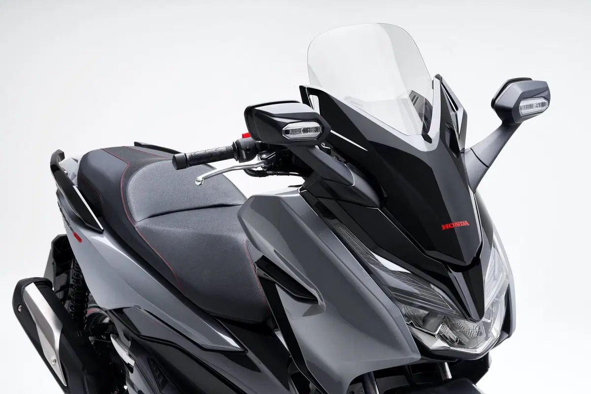 Nuovo Honda Forza 300 Limited Edition (12)