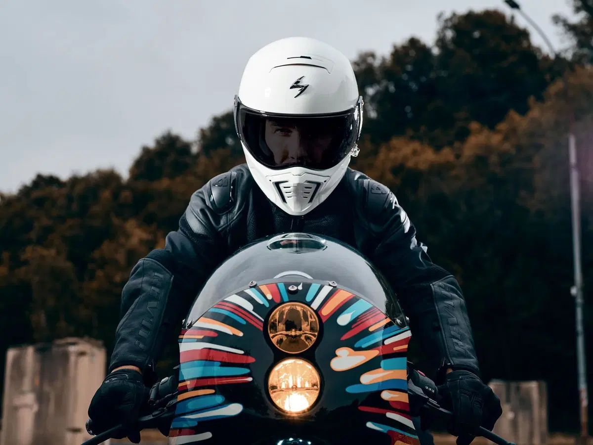 Scorpion Sports: casco full face EXO HX1 (10)