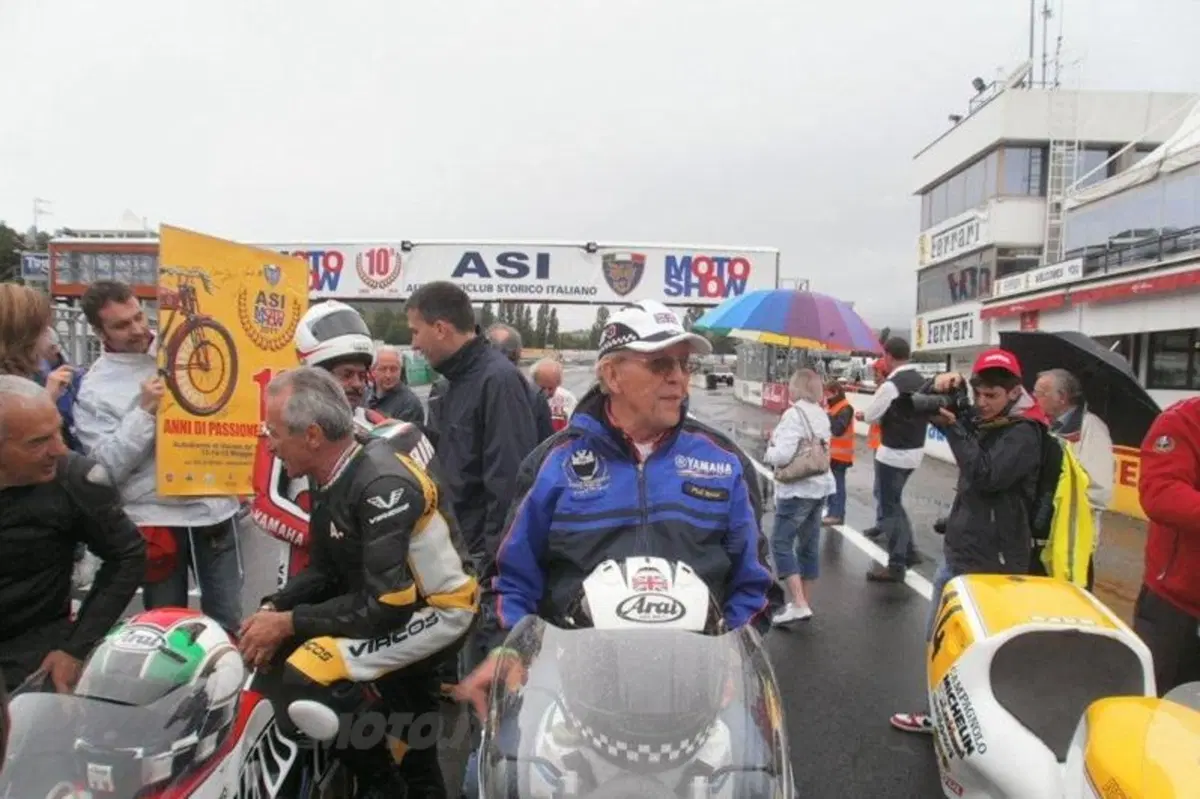 Dall'11 al 13 maggio, a Varano de’ Melegari, va in scena l'11° Asimotoshow (4)