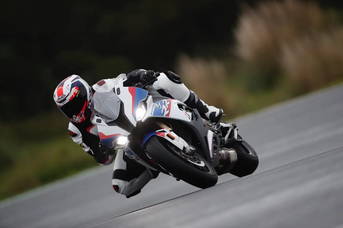 BMW S1000RR. Il ritorno della Doppia Erre (5)