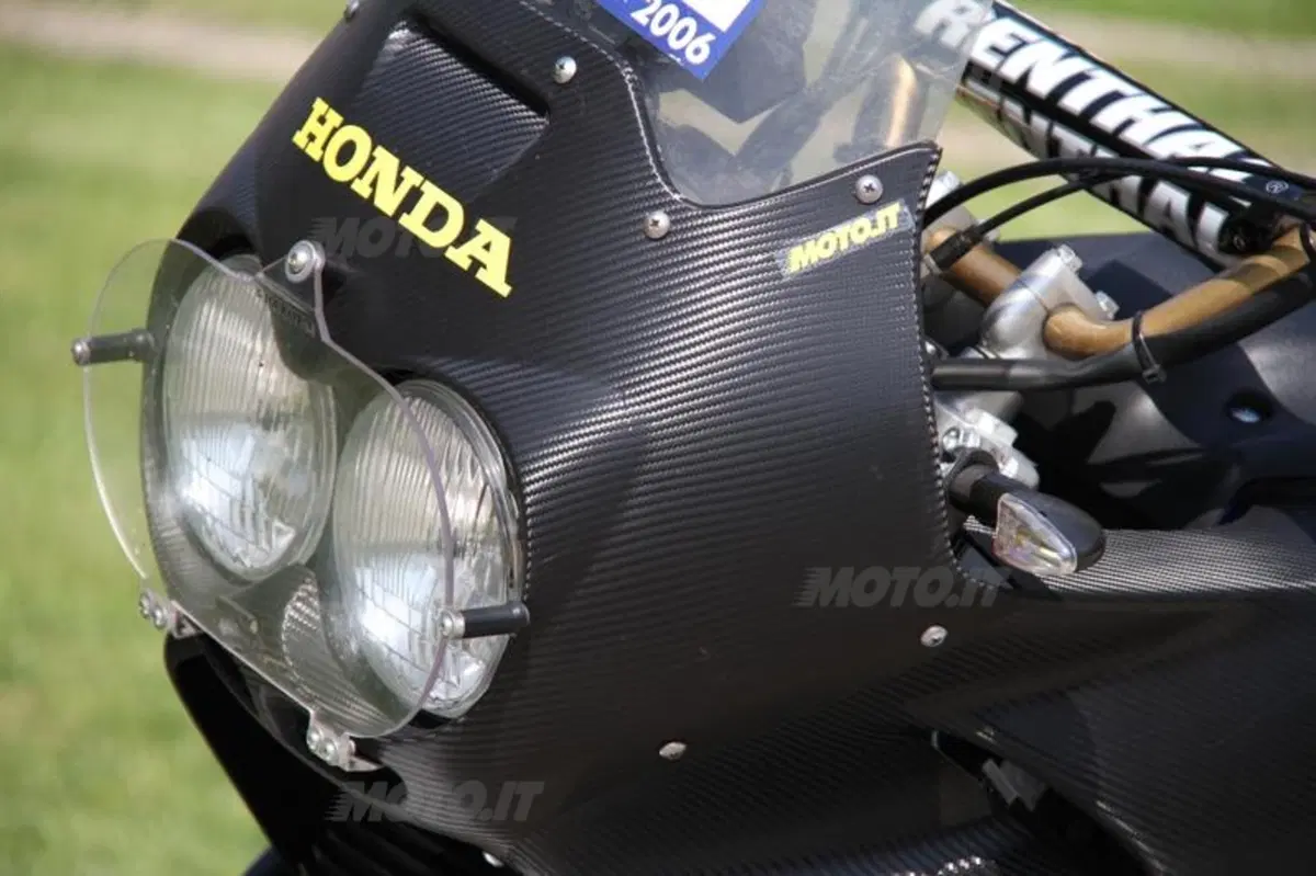 Pellicola. Come cambiare il look alla moto senza perdere l’originalità (17)