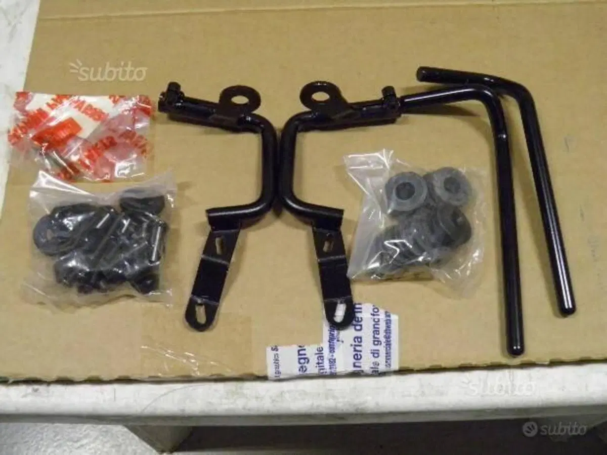 PARABREZZA ORIGINALE APRILIA PER SR 50 COMPLETO (2)