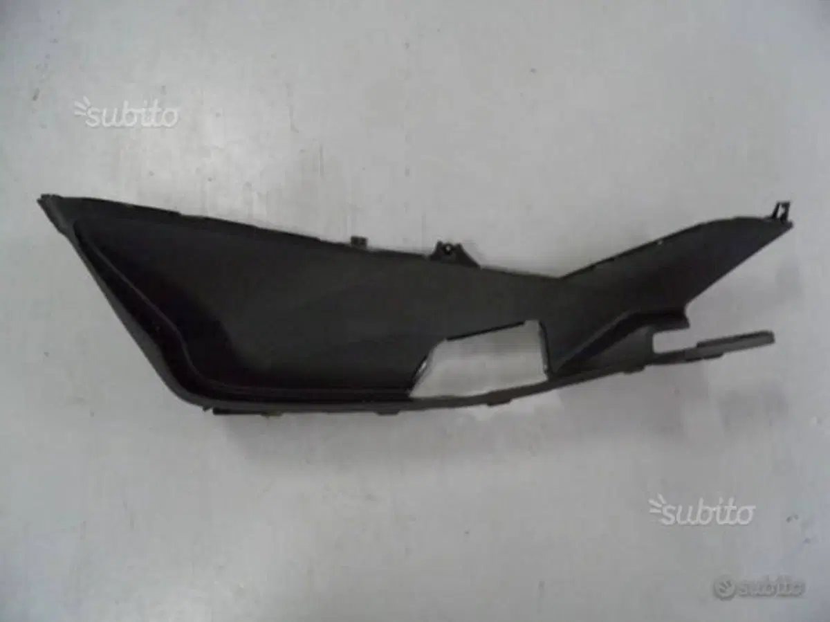 PEDANA SINISTRA USATA PER HONDA PCX 125 2016