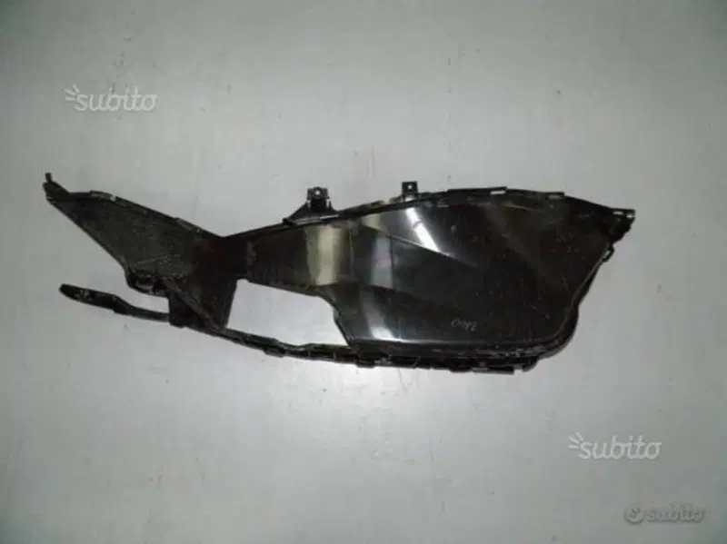 PEDANA SINISTRA USATA PER HONDA PCX 125 2016 (3)