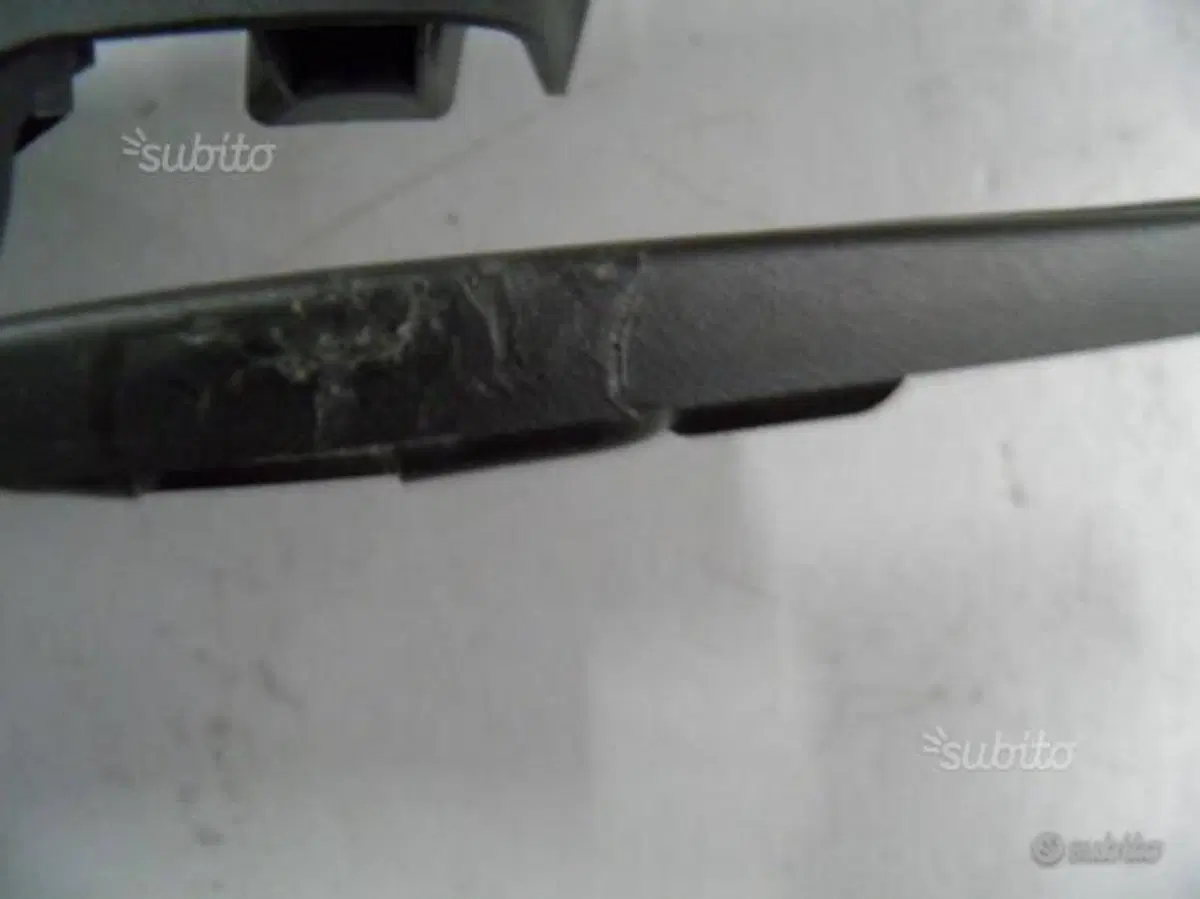 PEDANA SINISTRA USATA PER HONDA PCX 125 2016 (4)