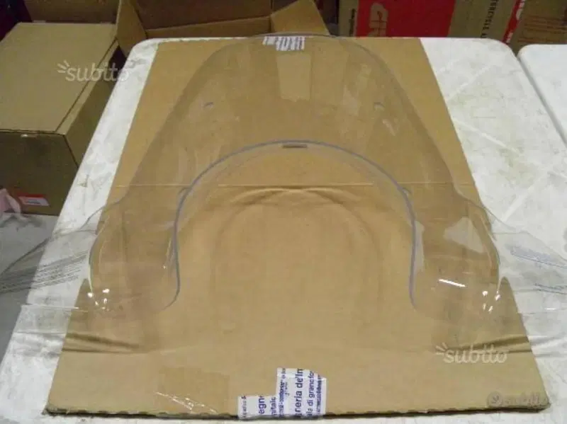 PARABREZZA ORIGINALE APRILIA COMPLETO