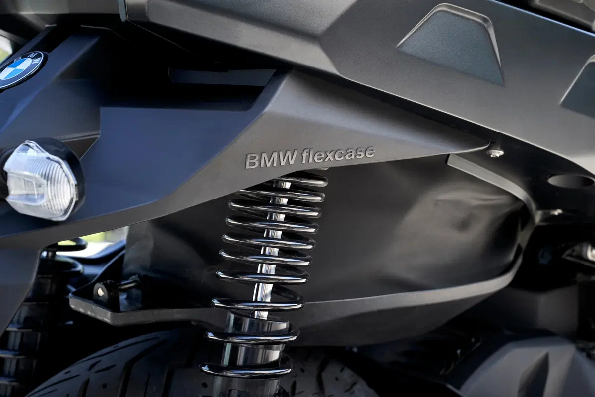 BMW C 400 X 2018. Comfort e prestazioni (15)