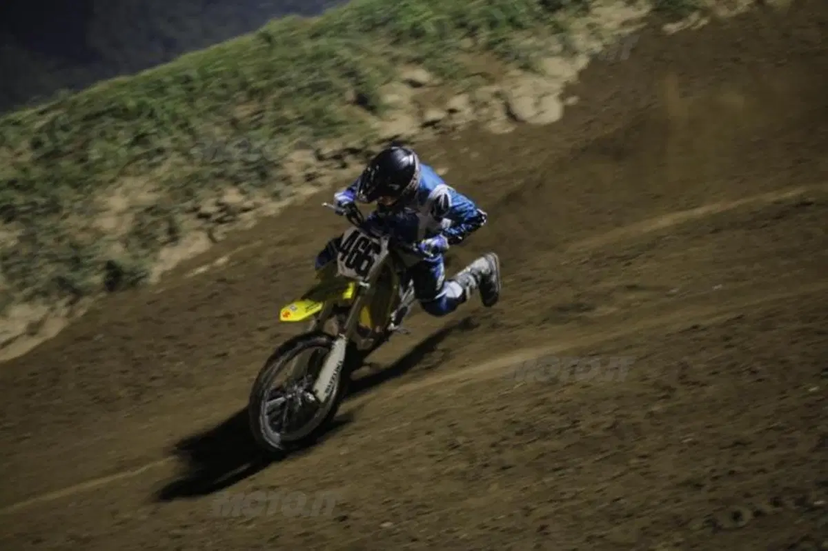 Motocross a Milano di notte? Si può fare (5)