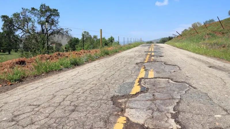 Usa, incidente provocato da una buca: 2,3 milioni di euro di risarcimento al motociclista