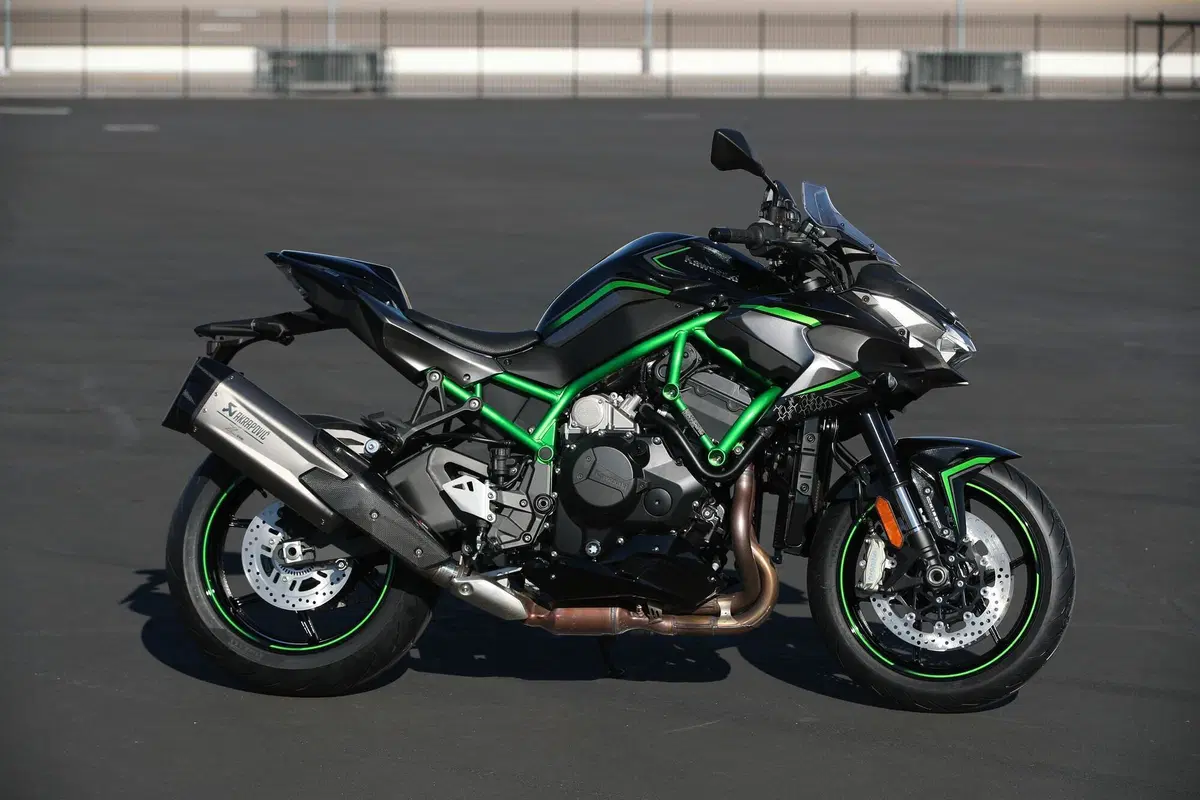 Kawasaki Z H2 La Supercharged si sveste