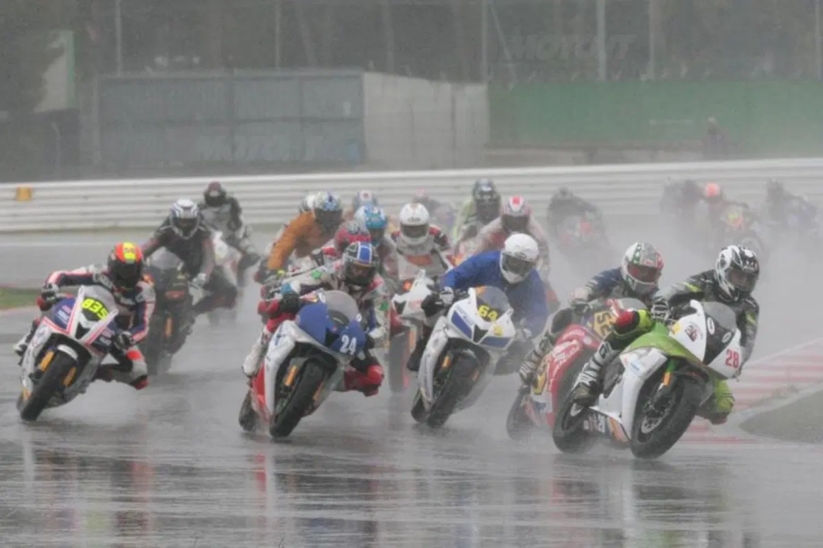 Trofei Honda. Seconda gara bagnata a Misano (34)