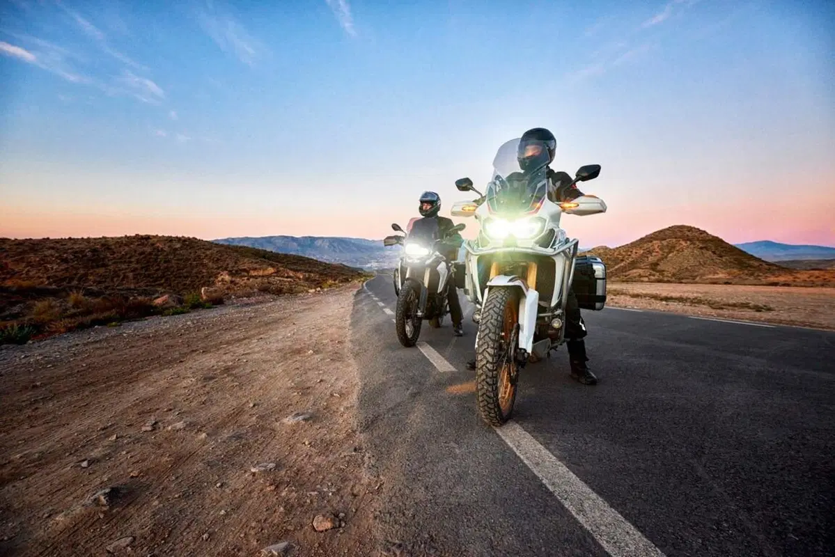 Navigatore moto Garmin zumo XT (14)