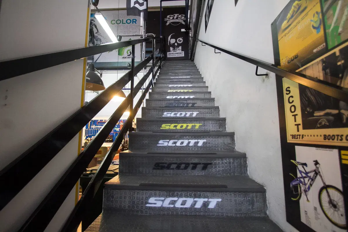 Scott (6)