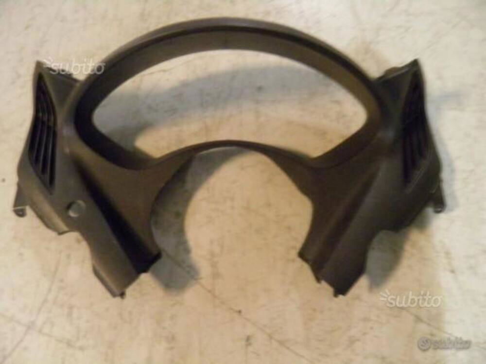 CORNICE STRUMENTI USATA PER HONDA SW T 400.