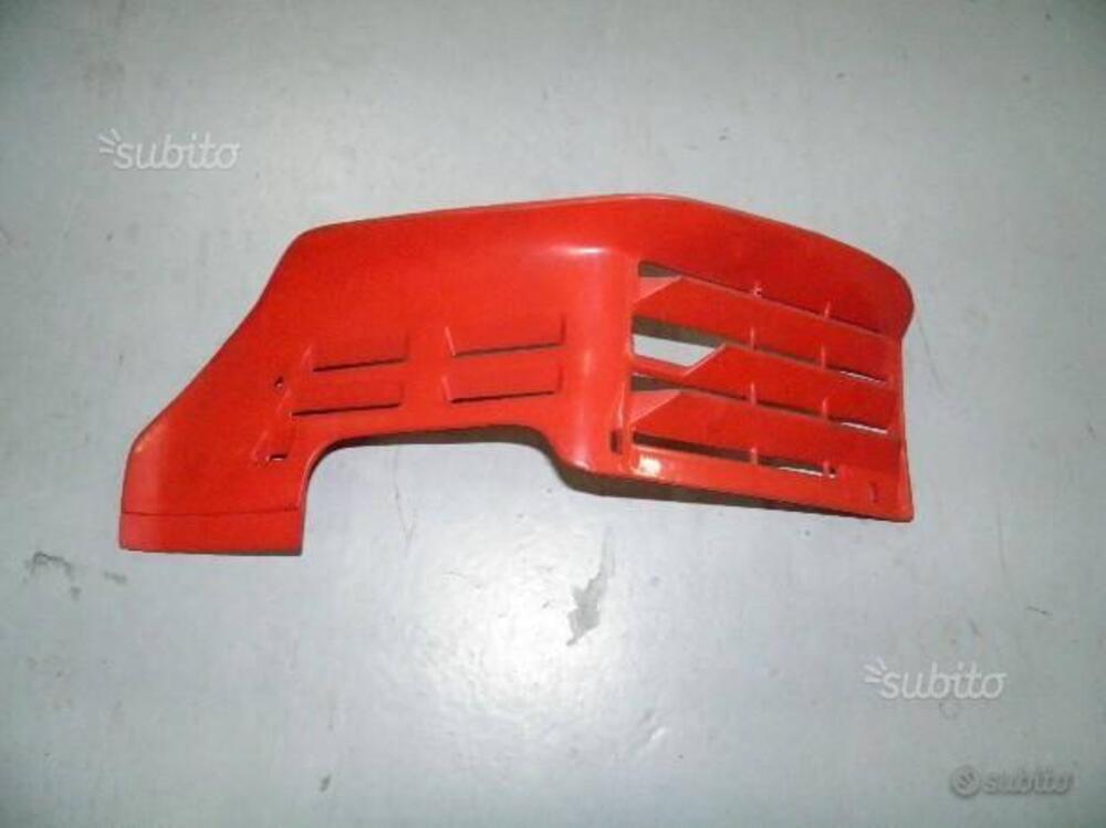 COPPIA RETI COPRIRADIATORE APRILIA. (2)