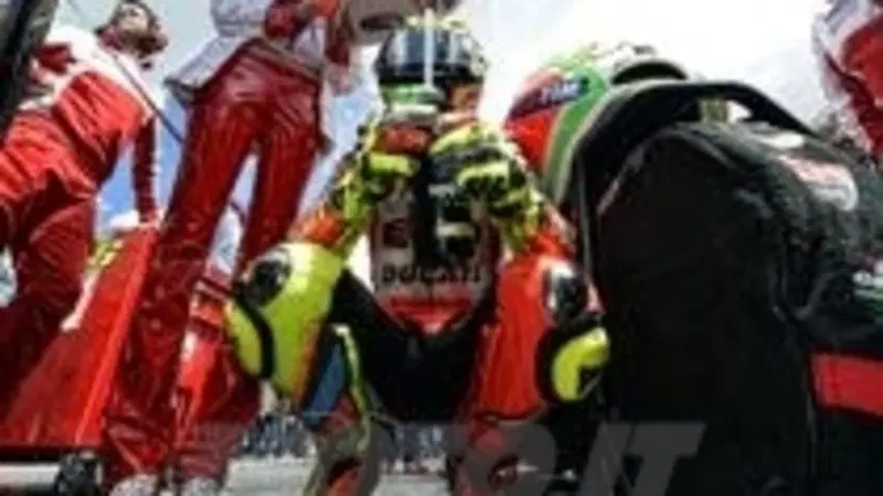 Rossi: "Continuo altri due anni in MotoGP"