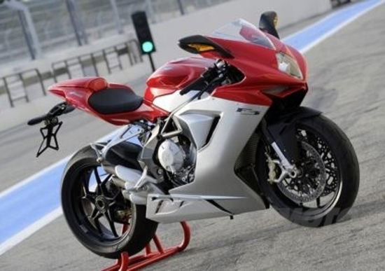 Siglato l'accordo tra il Gruppo MV Agusta e AXA Assistance