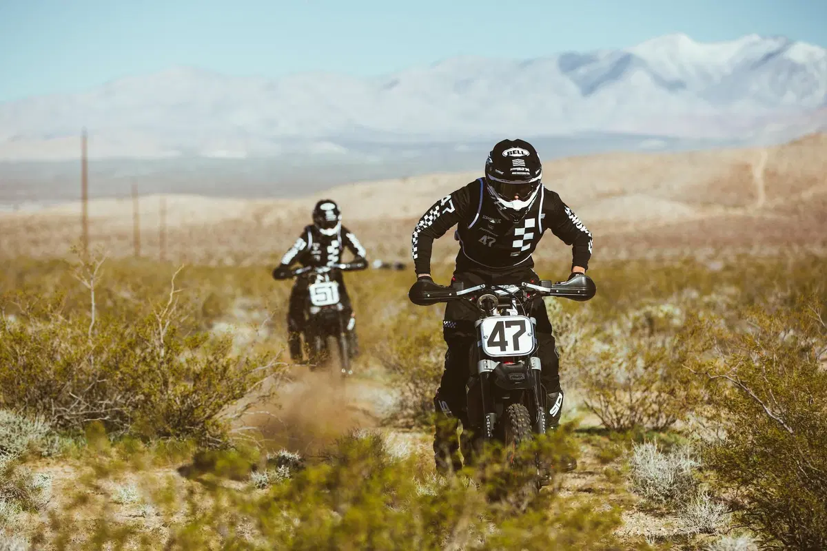 Ducati: Scrambler vince la Mint 400 (3)