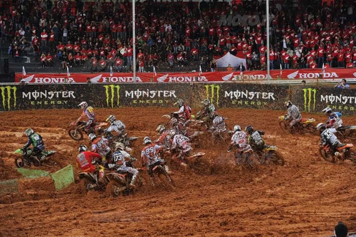 Motocross. Pourcel vince in Brasile davanti a Philippaerts (11)