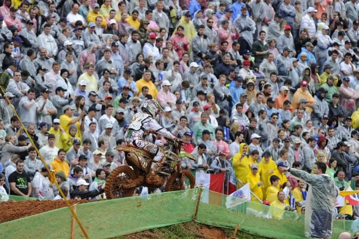 Motocross. Pourcel vince in Brasile davanti a Philippaerts (17)