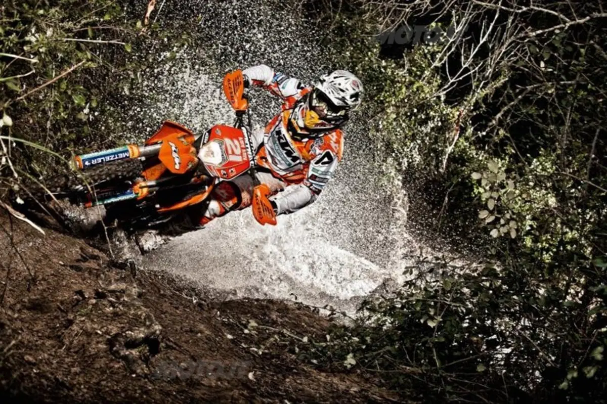 KTM presenta la gamma Motocross e Enduro 2013 (2)
