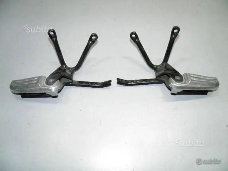 PEDANE PASSEGGERO USATE HONDA PCX 125 (2)