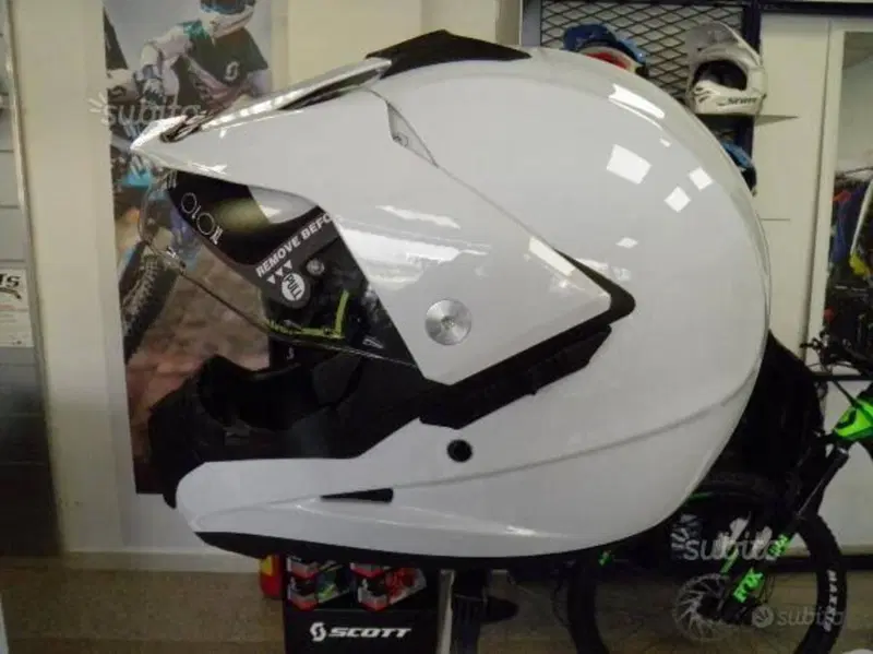 CASCO AIROH MODELLO OFF ROAD S5 COLOR. (3)