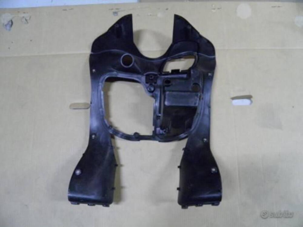 SCUDO INTERNO USATO PER APRILIA ATLANTIC 500 (2)