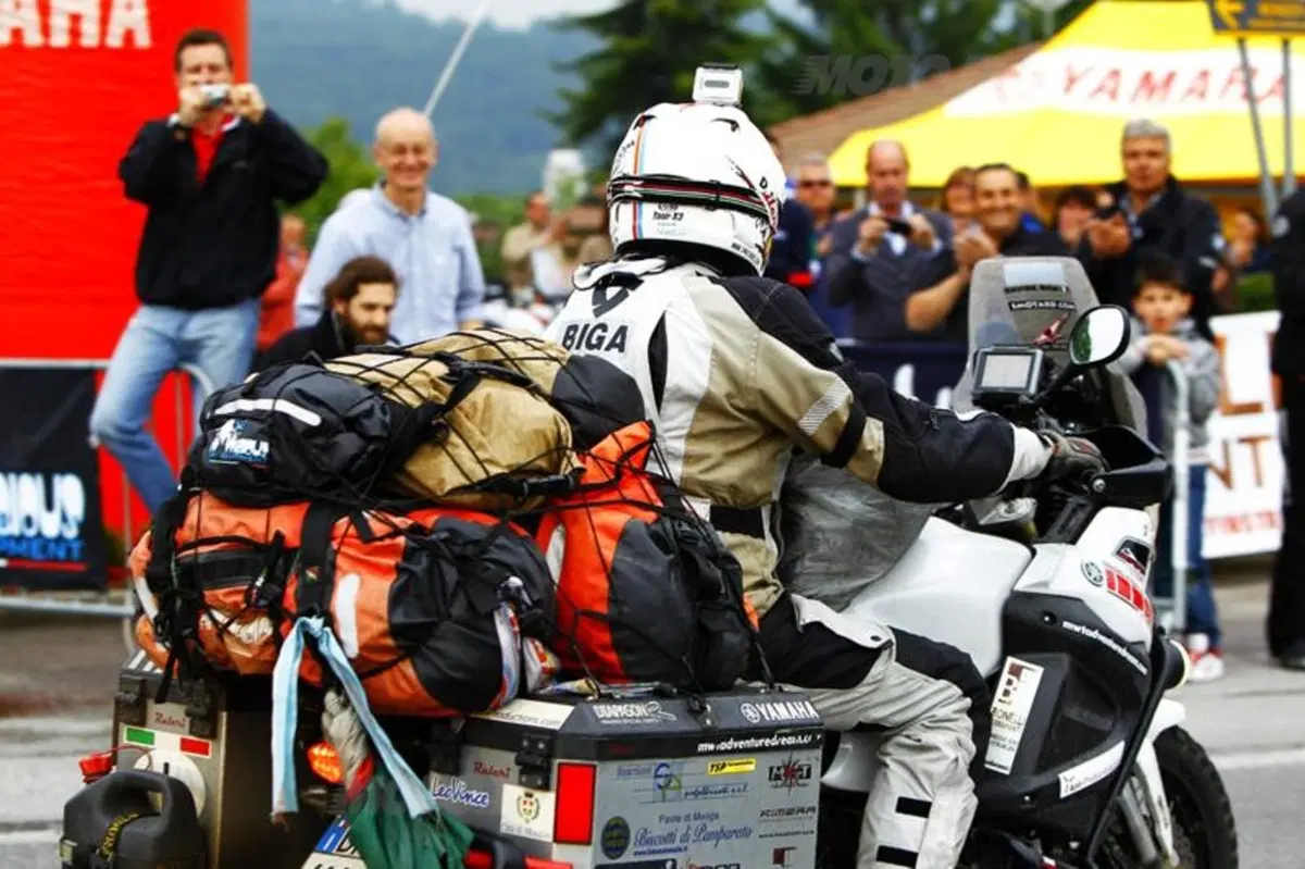 Davide Biga e la sua Yamaha Super Ténéré al rientro dal Giro del Mondo (12)