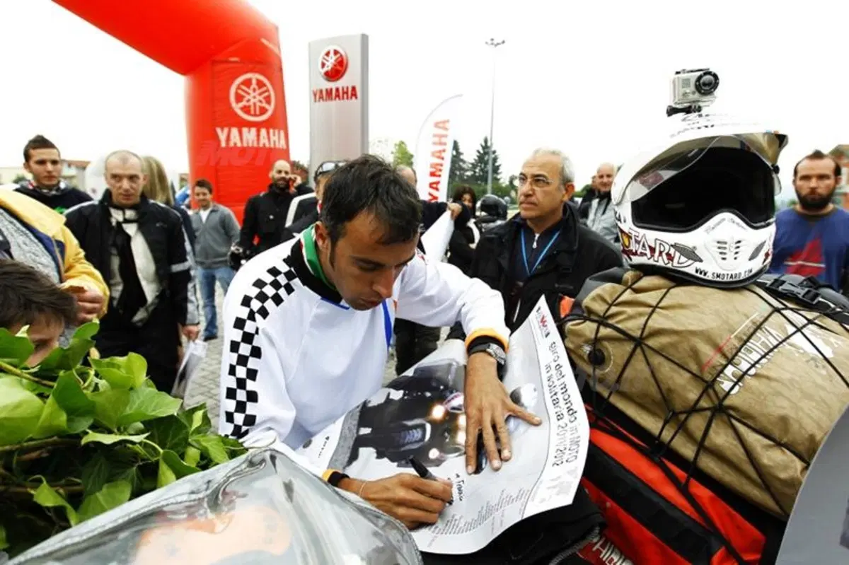 Davide Biga e la sua Yamaha Super Ténéré al rientro dal Giro del Mondo (21)