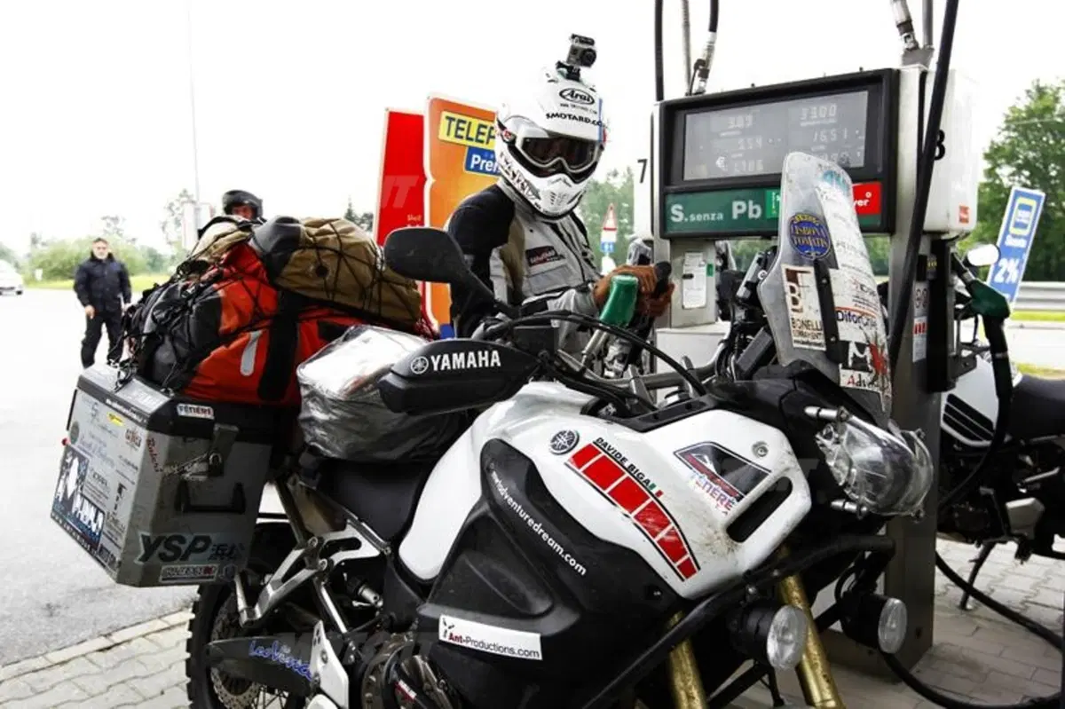 Davide Biga e la sua Yamaha Super Ténéré al rientro dal Giro del Mondo (24)