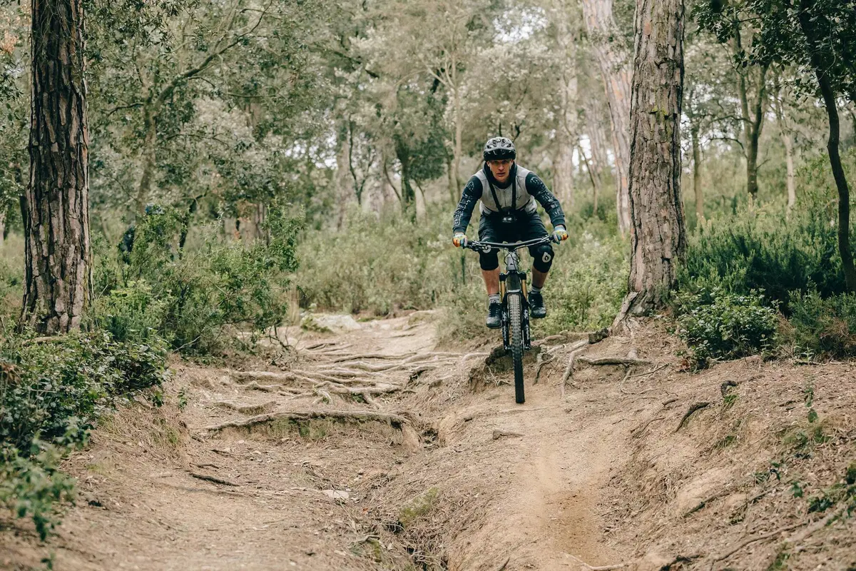 Canyon Spectral: ON. L'eBike quasi perfetta per quasi tutti (13)