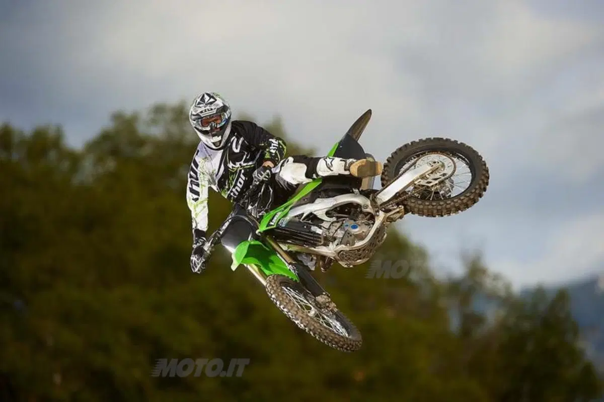 Kawasaki KX250F e KX450F 2013 (4)
