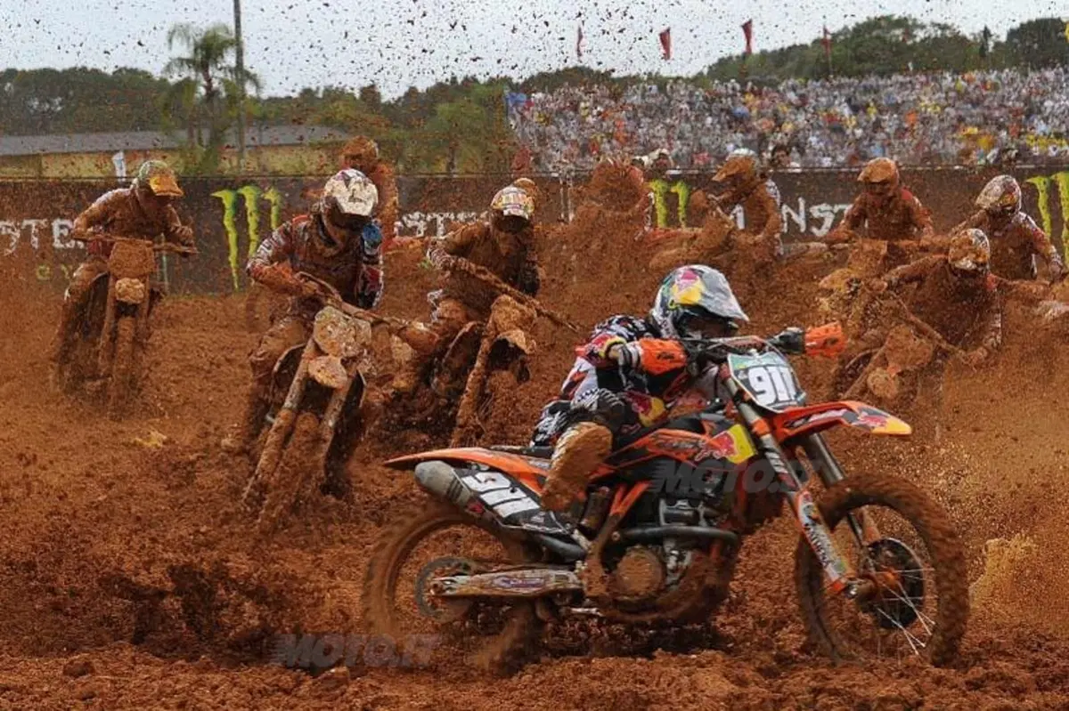 Motocross. Le foto più spettacolari del GP del Brasile (11)